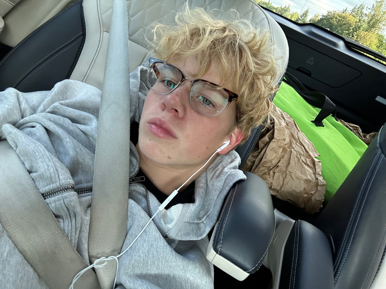 A7CDC34A 1289 400A BEE8 CFC97B29BE8F