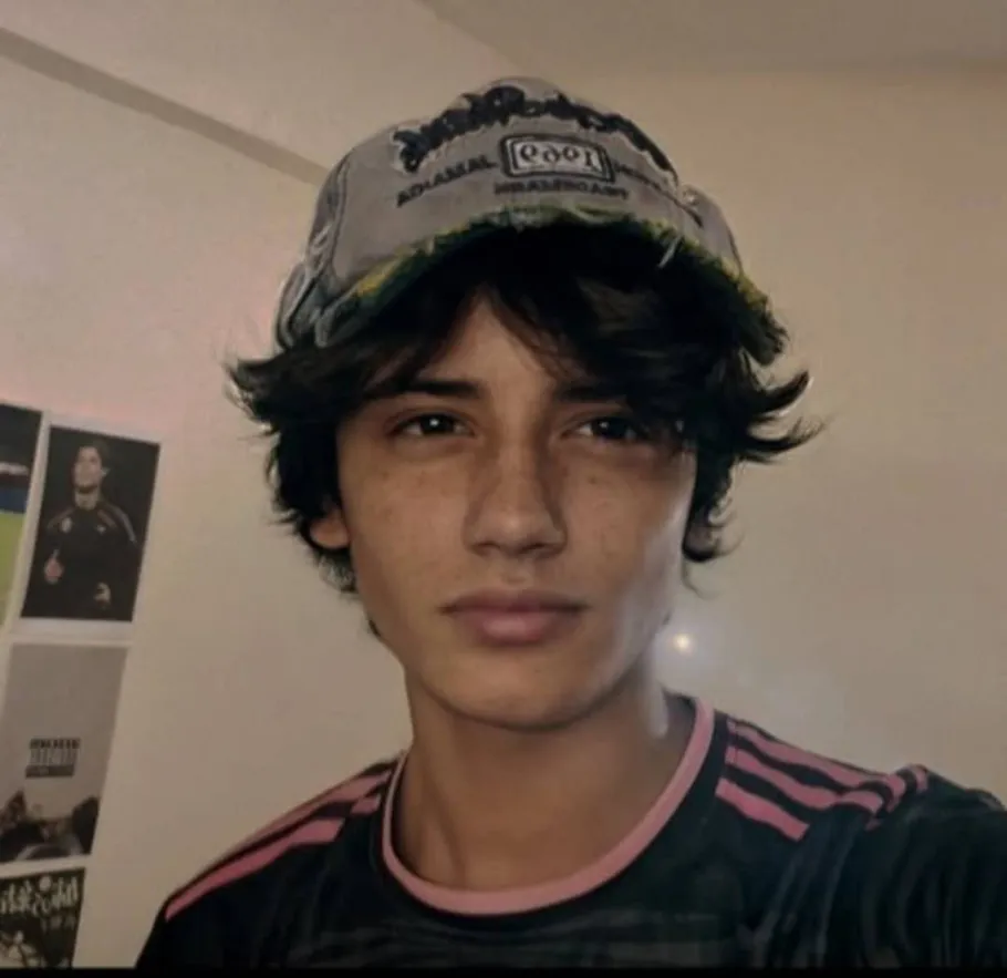 Camera 2025 12 14 02 32 28 16 875672b5a61192b9010f9