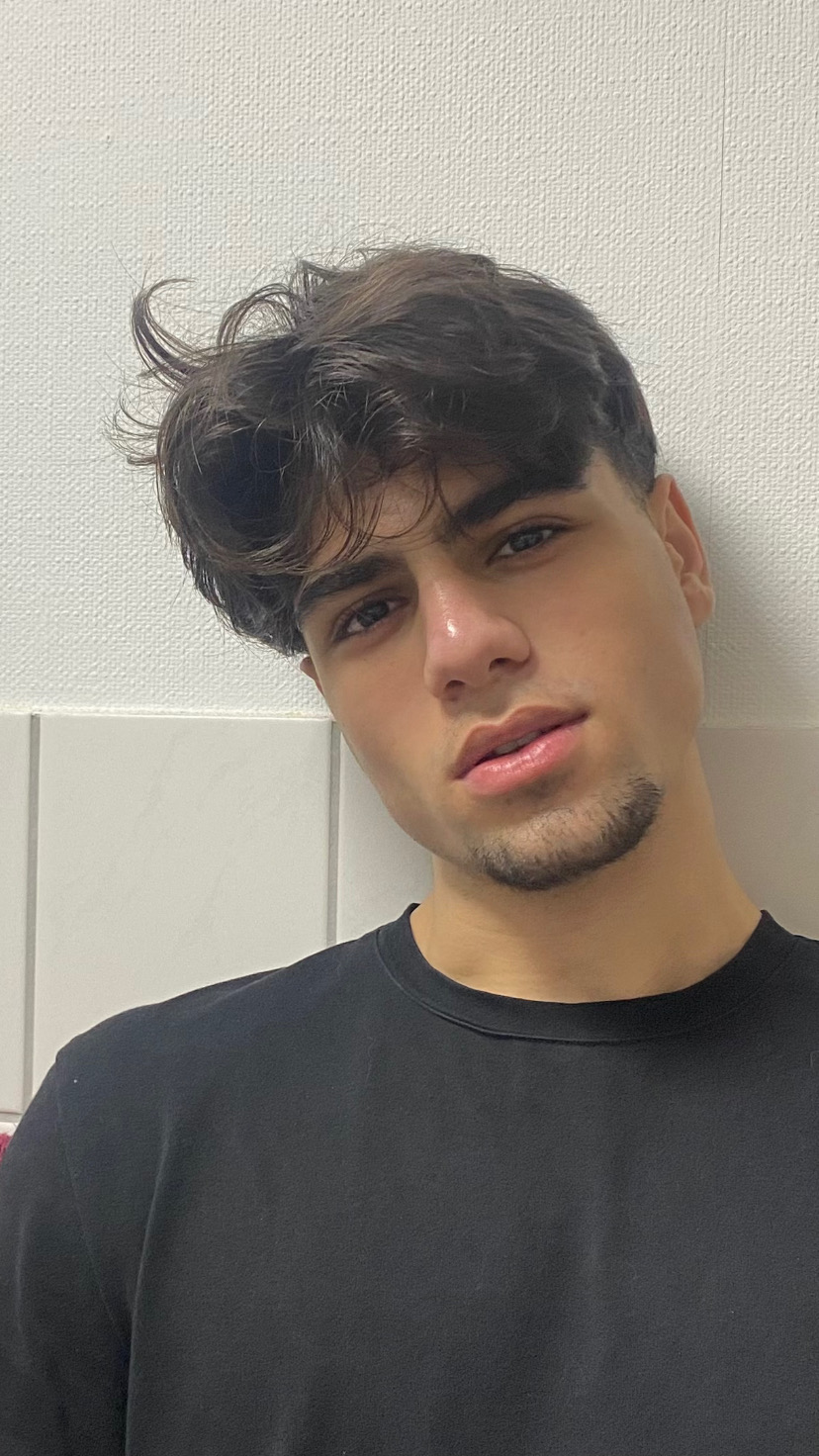 43F0BE4D 5381 462A B1DE 464AE365C773