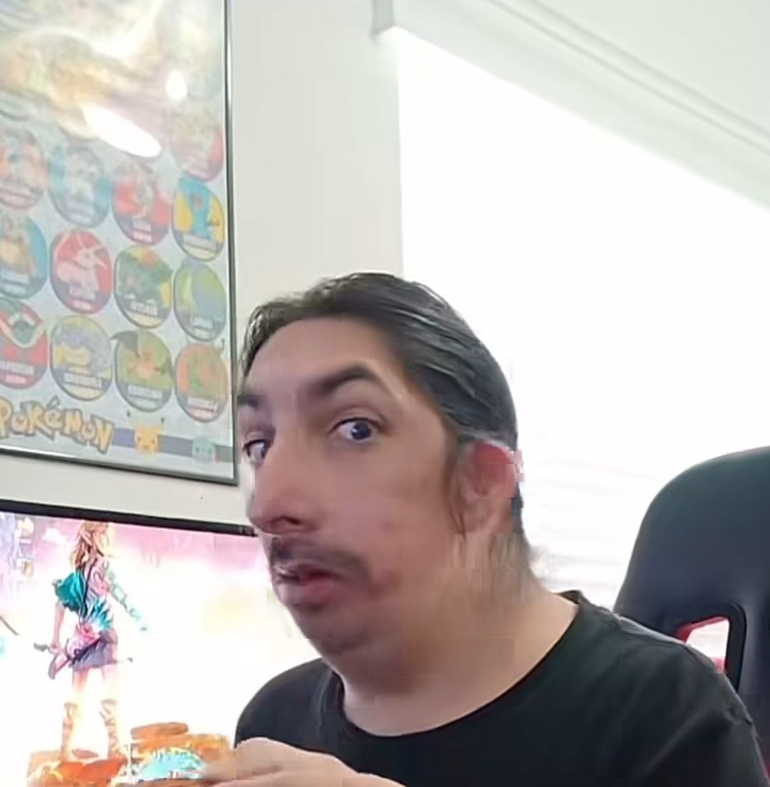 Photo 5877641128465599976 y