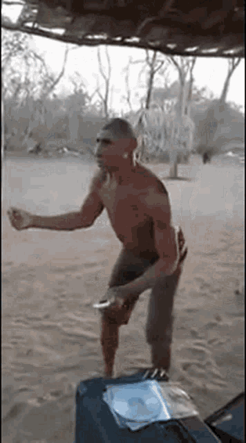 43DD2708 AADF 4274 A1B4 E814323F4064