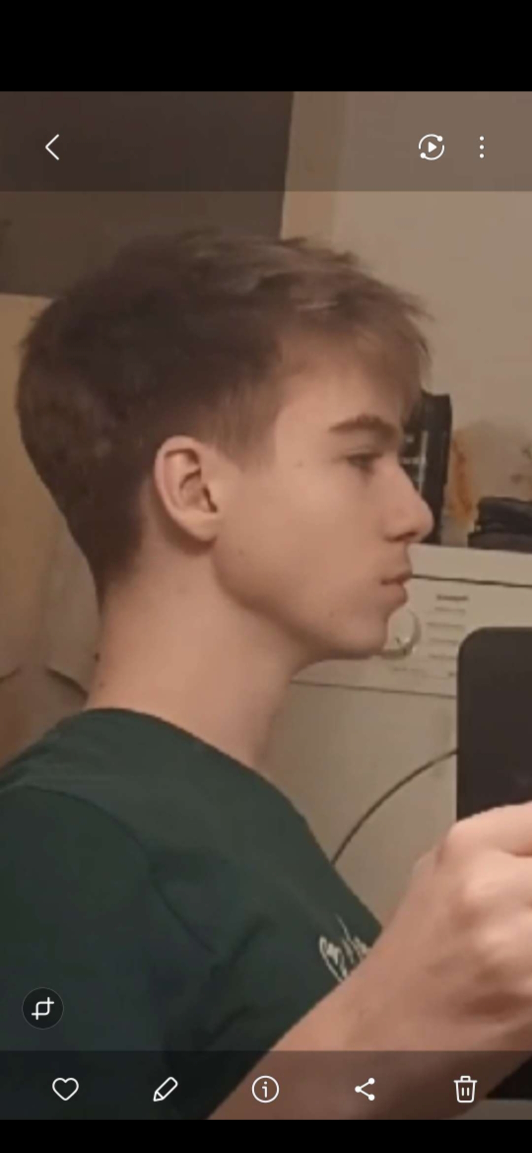 7632
