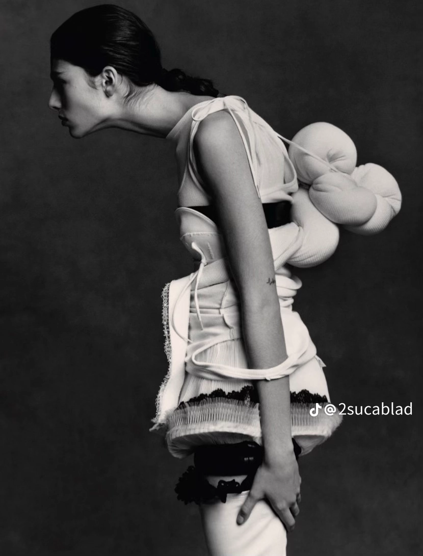 960dce5cae0aef79f32b73166f3cfa74