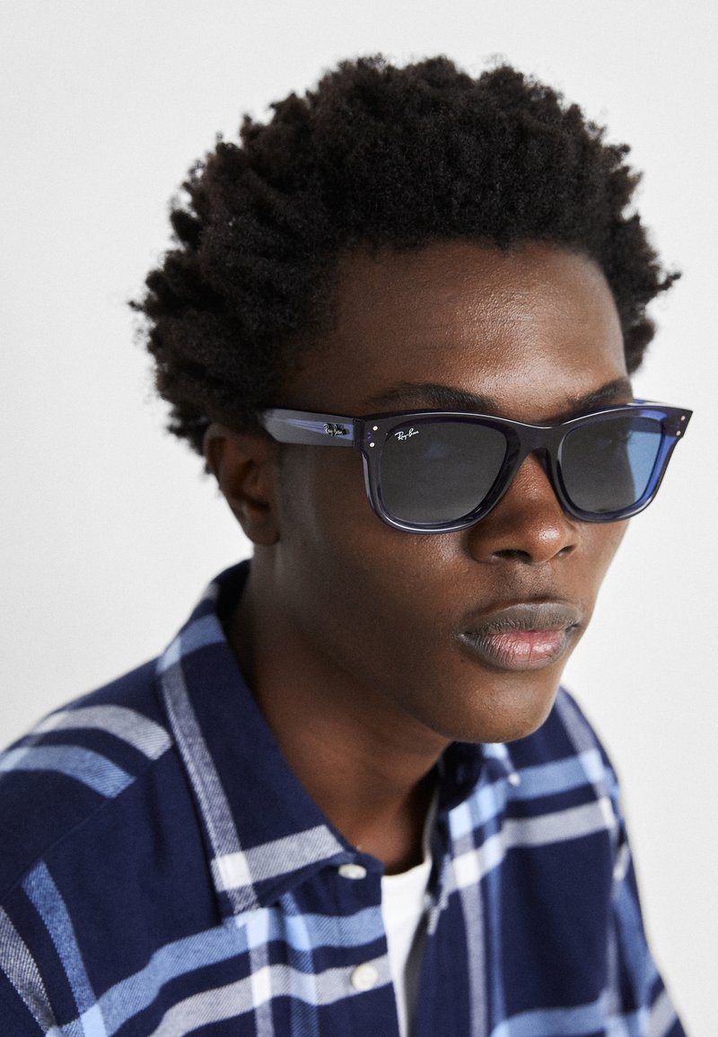 82853a1ea4bb4a96b56fdf4cf46a03bd