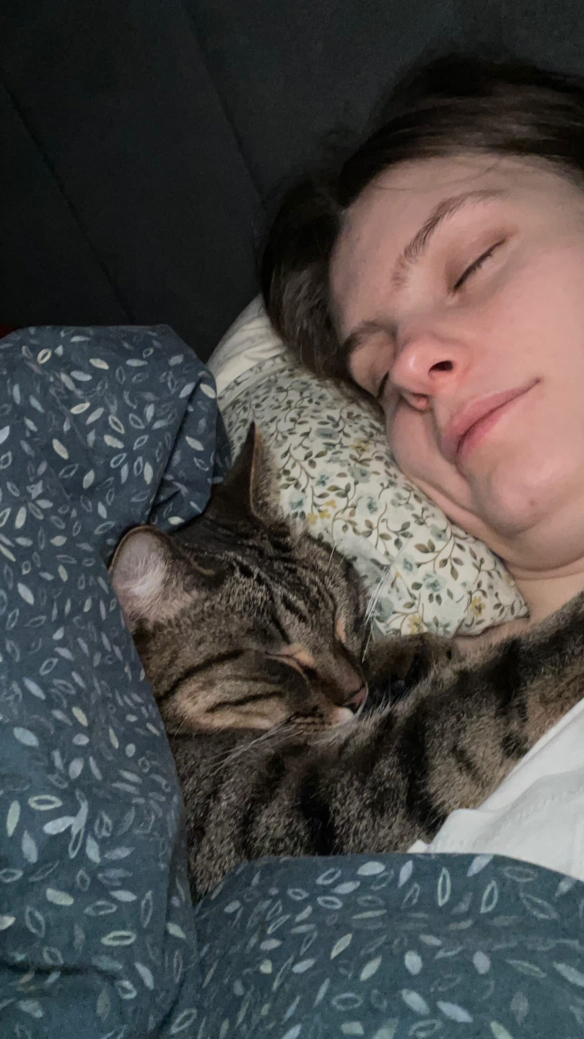 5898468 584400042 18516013000070317 6301910387179399197 n