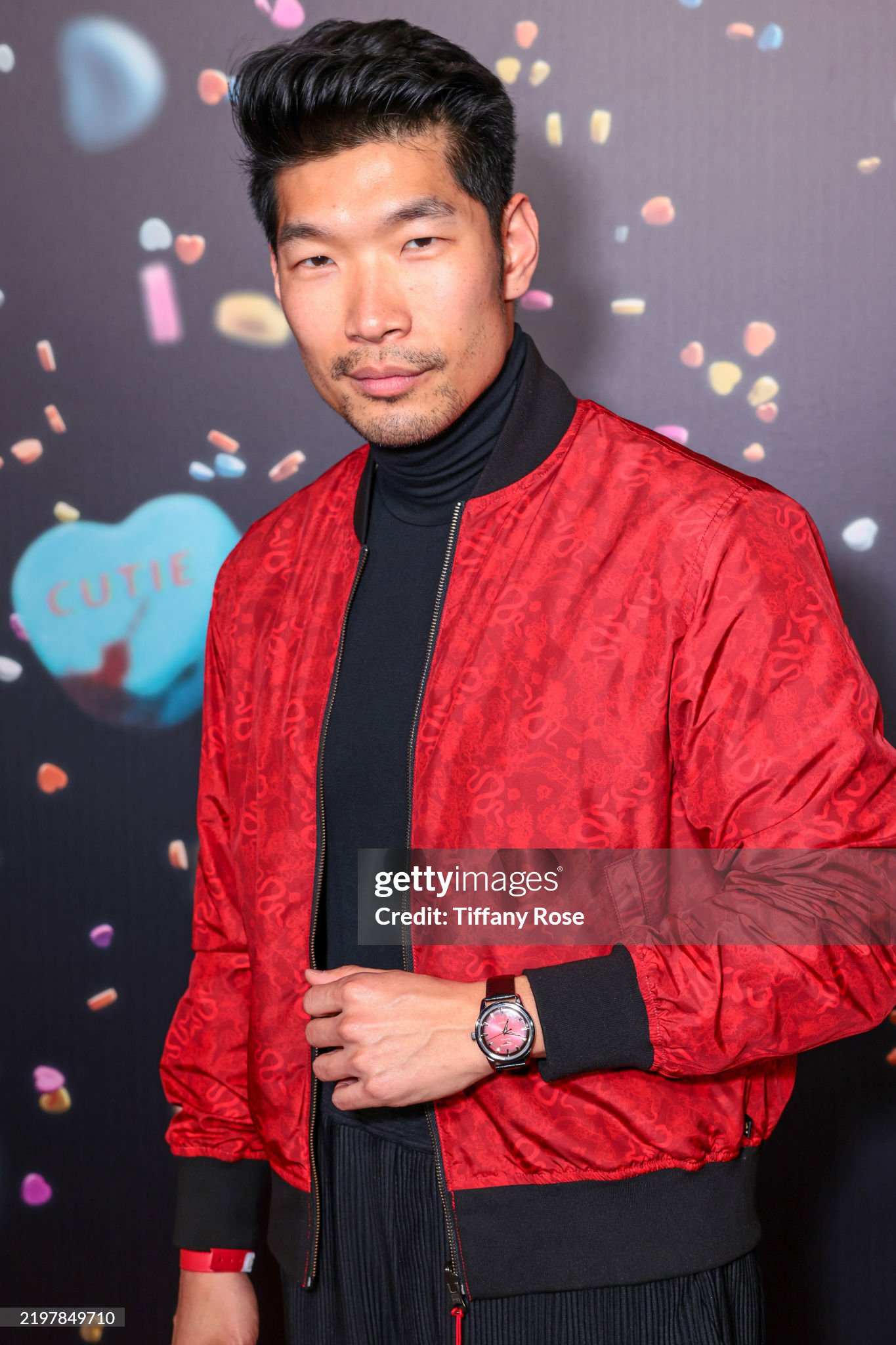 MV5BODQ5MTU1M2UtN2Q3Ny00MGQyLTllOGMtMjdhNmUyMGU3N2RmXkEyXkFqcGc V1 