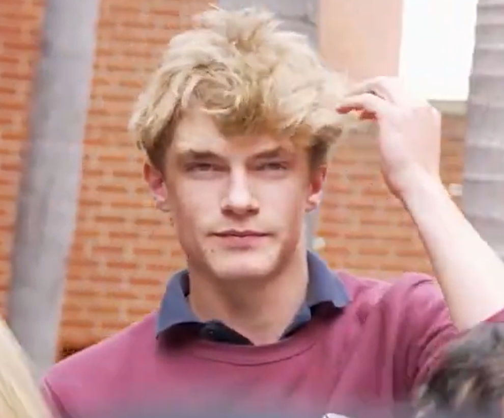 Extremlyrareoliverhighschoolphotov4