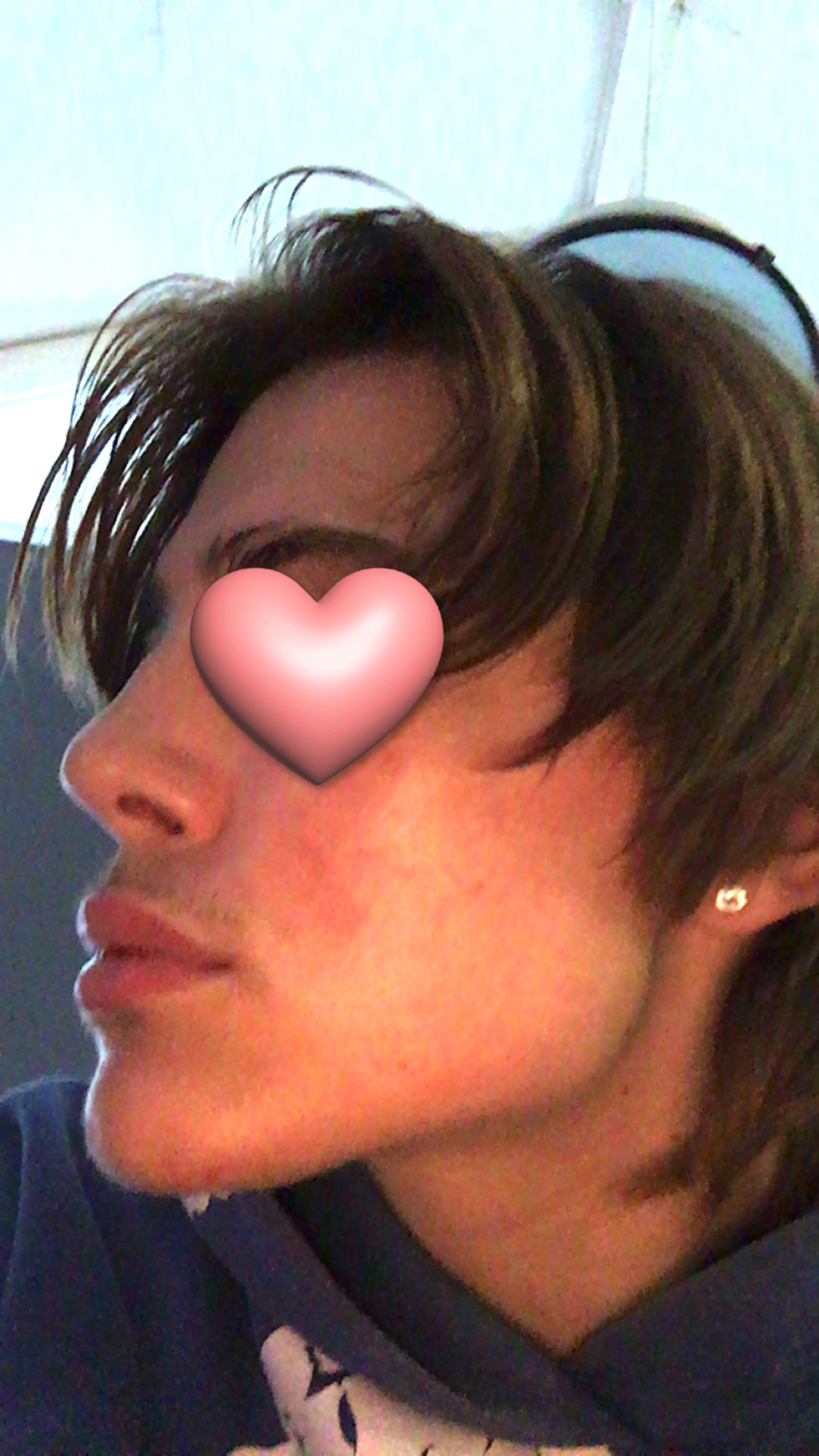 B57CE12F 0B4A 49D8 9F72 AEAEAF55E97A