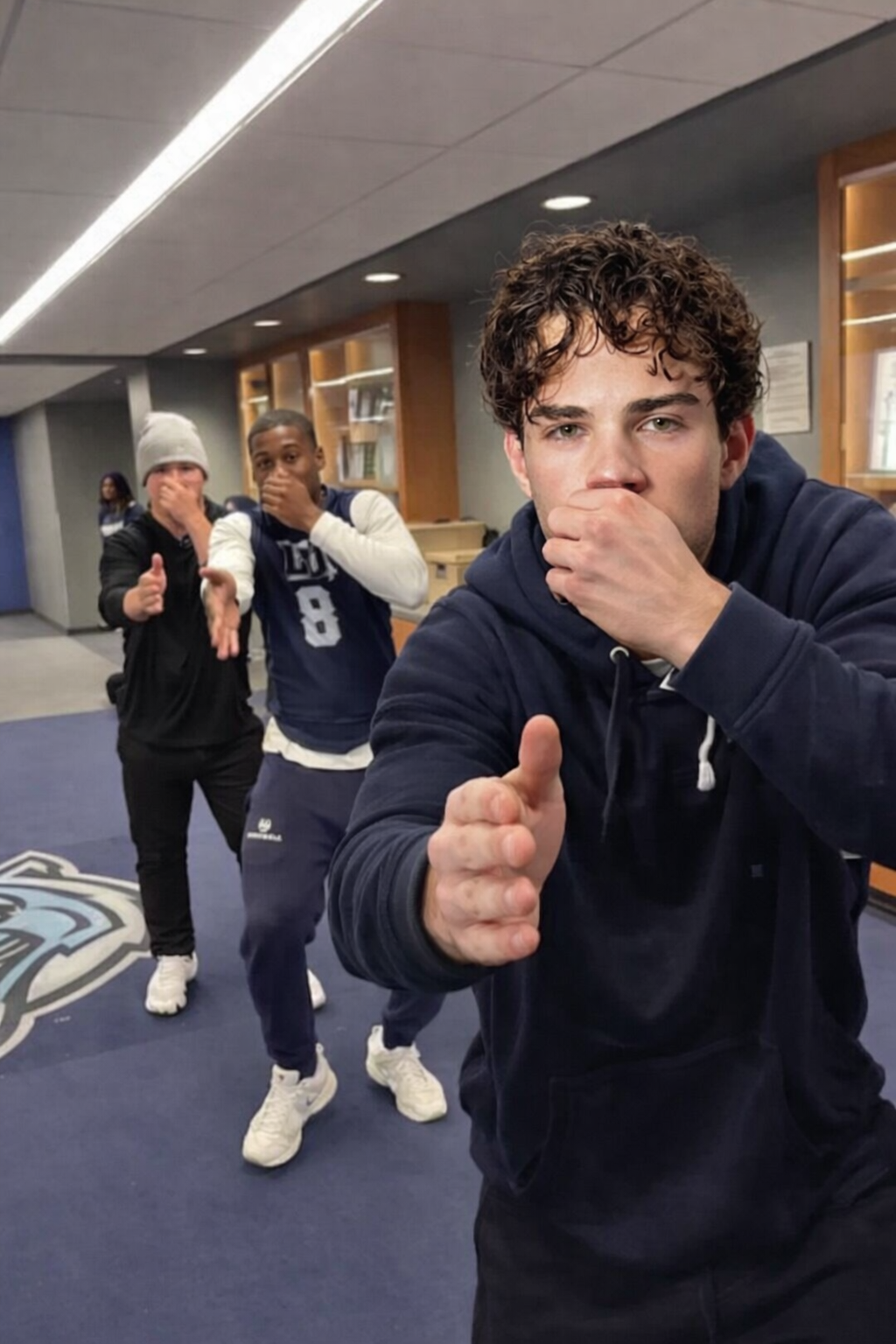 2CAB4F6B 3002 46AC 93DA 7FDA1B68D1D8