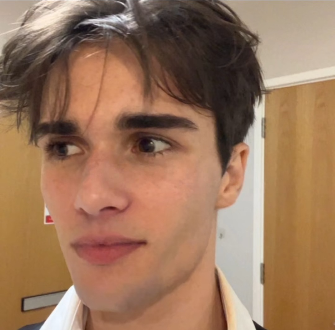 4983404 DeWatermarkai 1747563040492