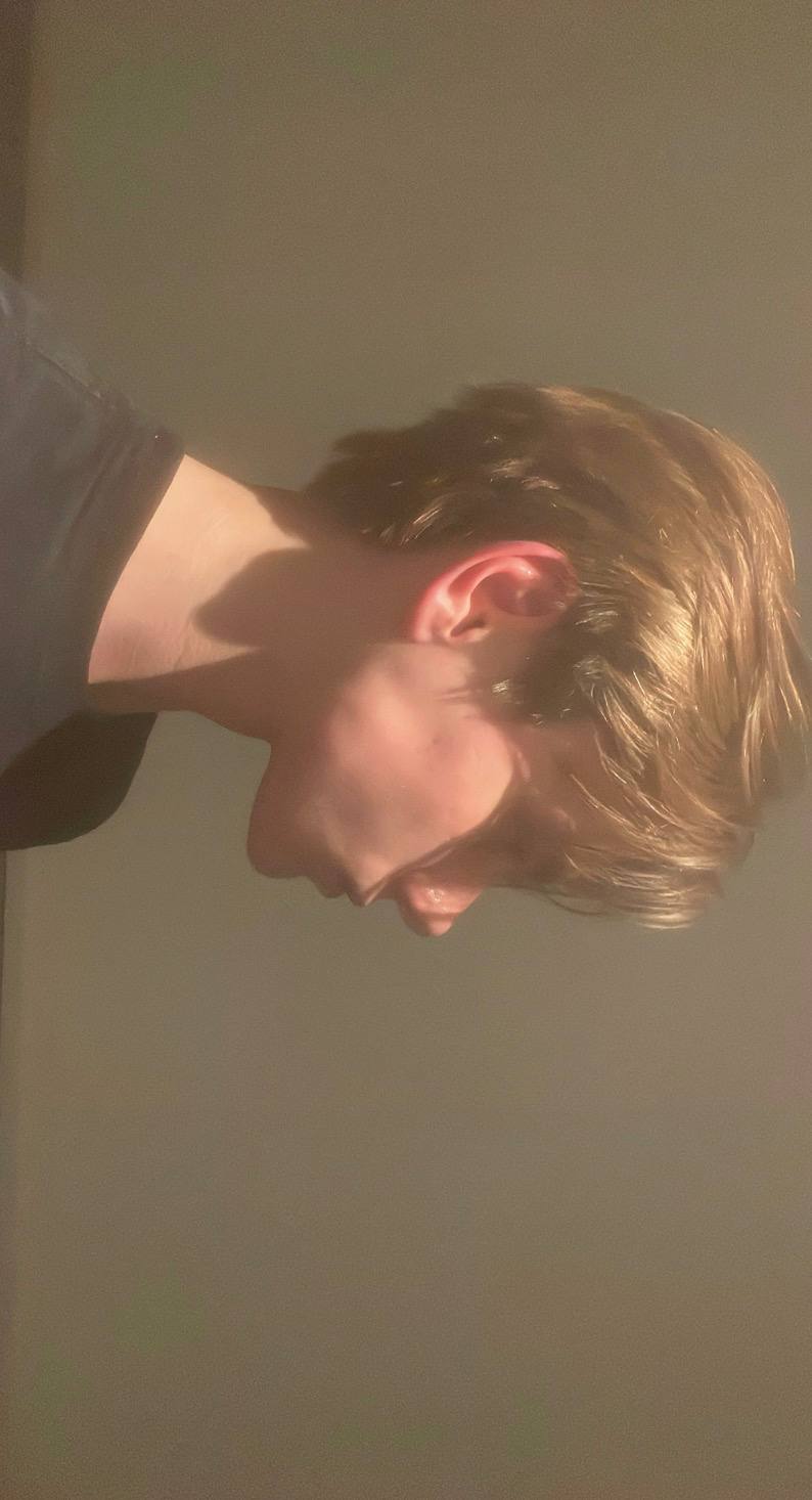 Photo 5352541270124993632 w