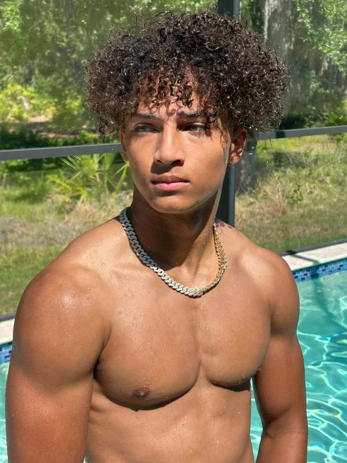 F61D8CBF 2F5B 425E A697 6725E730B9B0