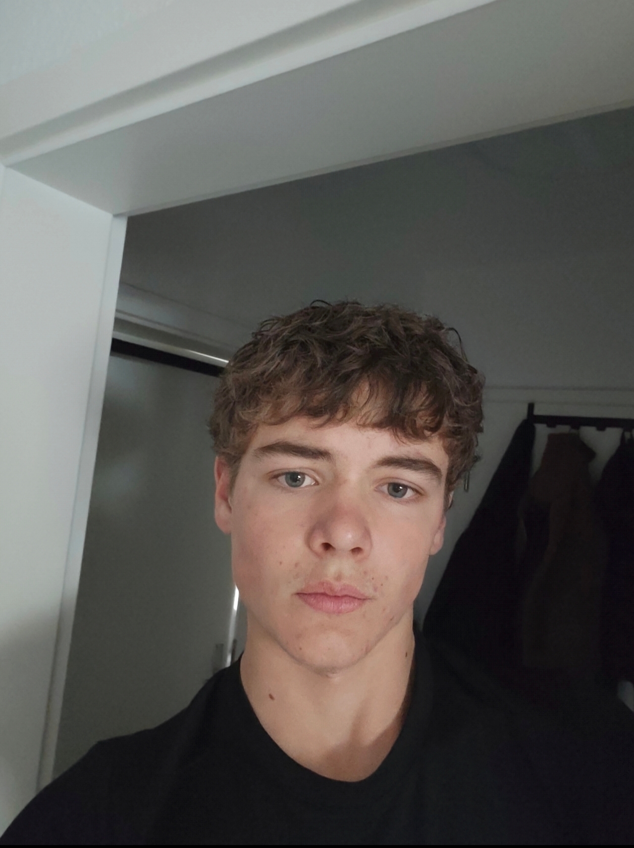 Screenshot 2026 03 31 21 37 23 675 commiuigallery edit