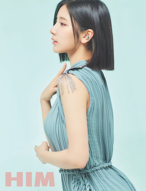 6027975 4379893 ALICE Sohee for HIM Magazine April 2023 Issue documents 11