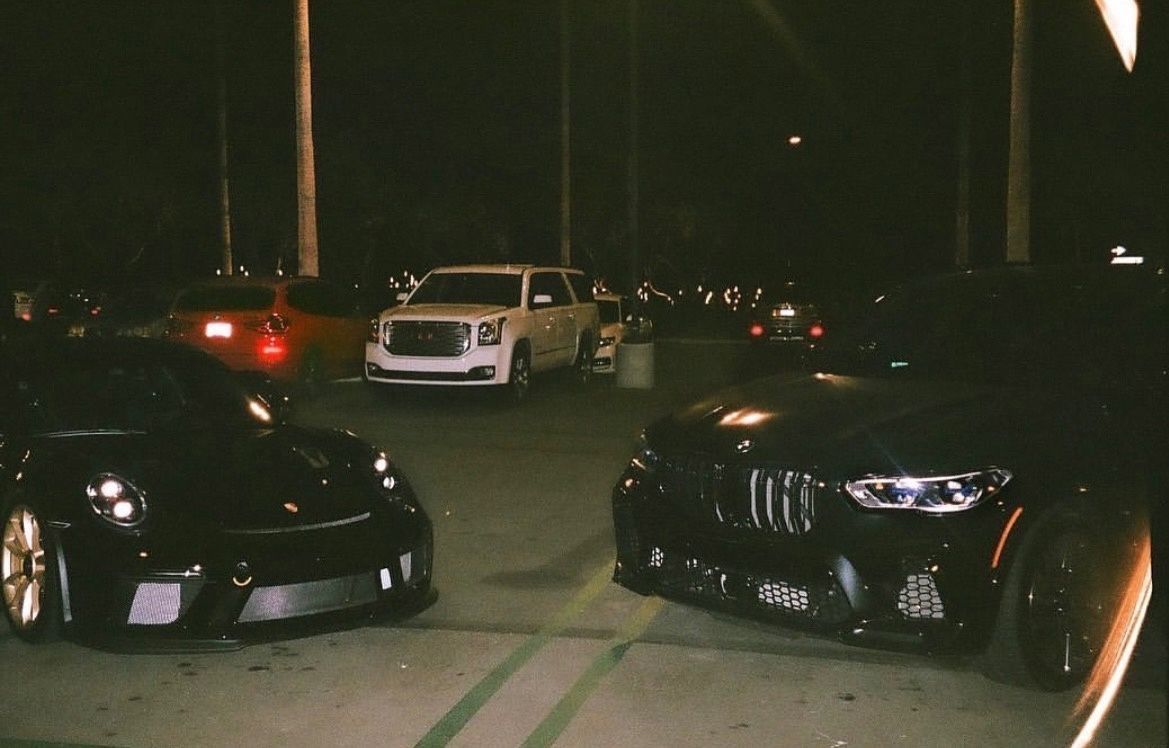 E8253b3037de8b70034c6d65b570cbb6