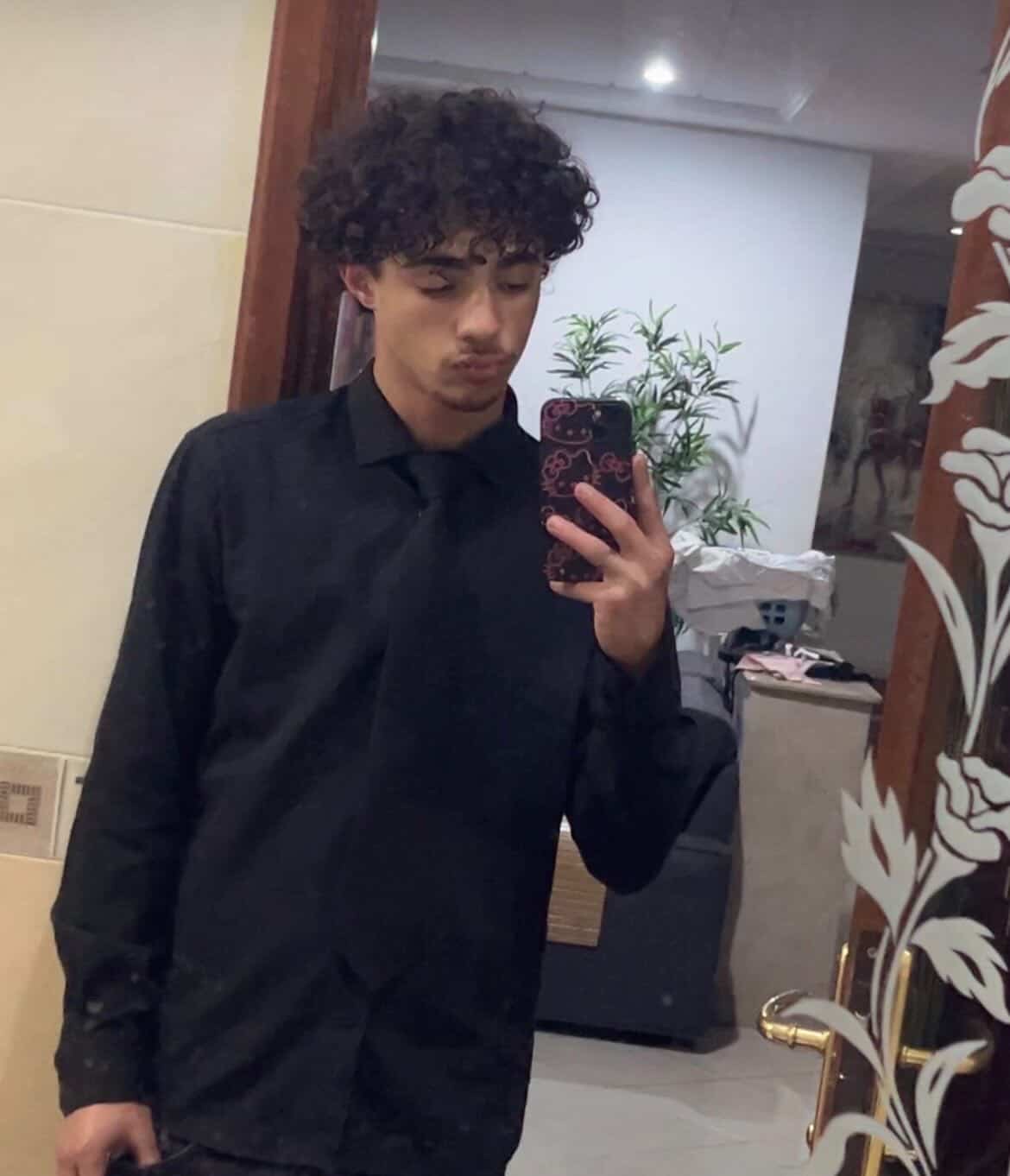 735AE8A2 081C 4E9D 939F 68843BD297FF