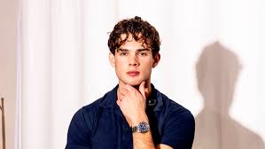 Looks Aren't Everything? Clavicular ...