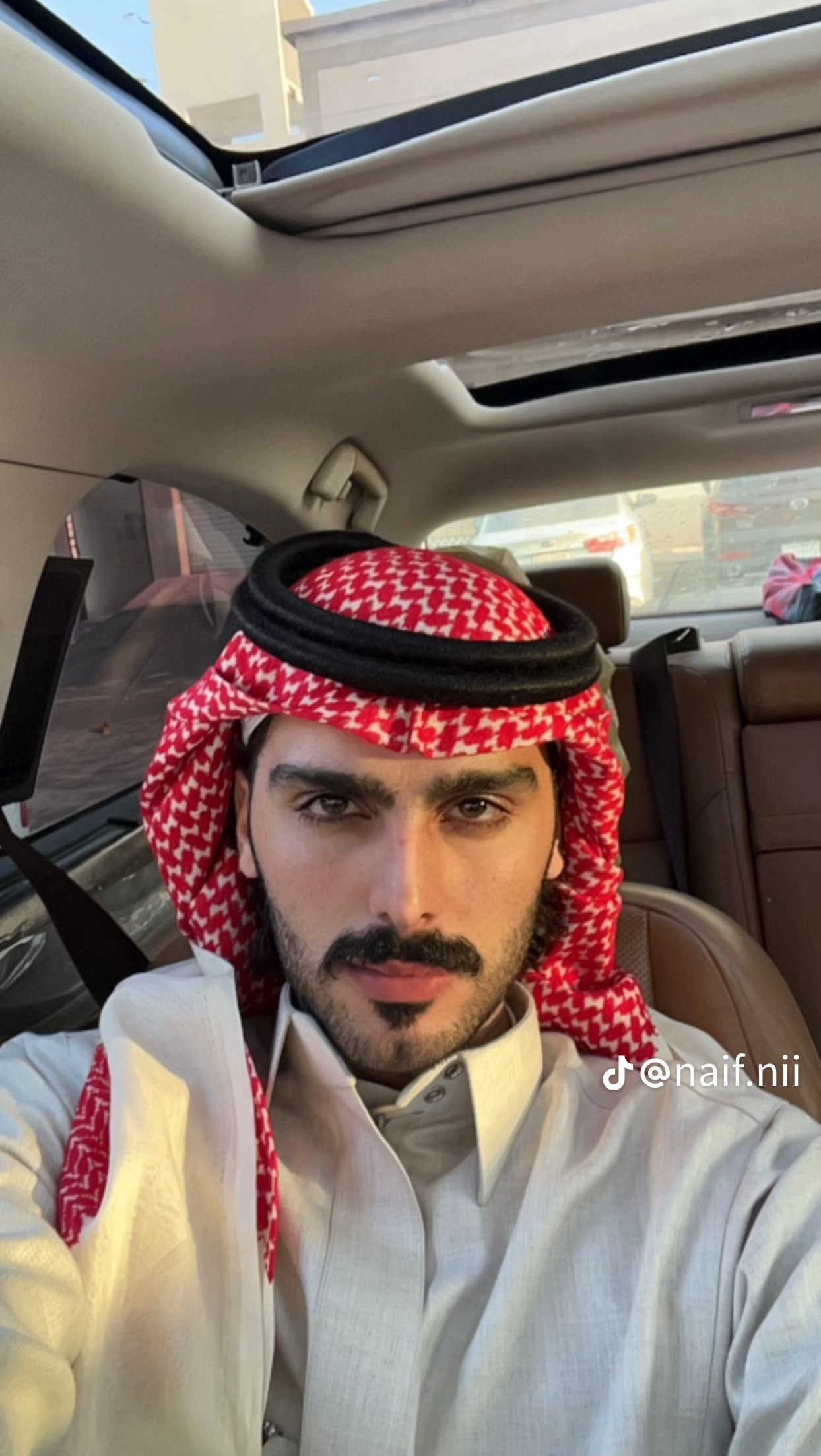 Temp image 54C2B45C 553E 44CC 80C0 528A2C4F21FC