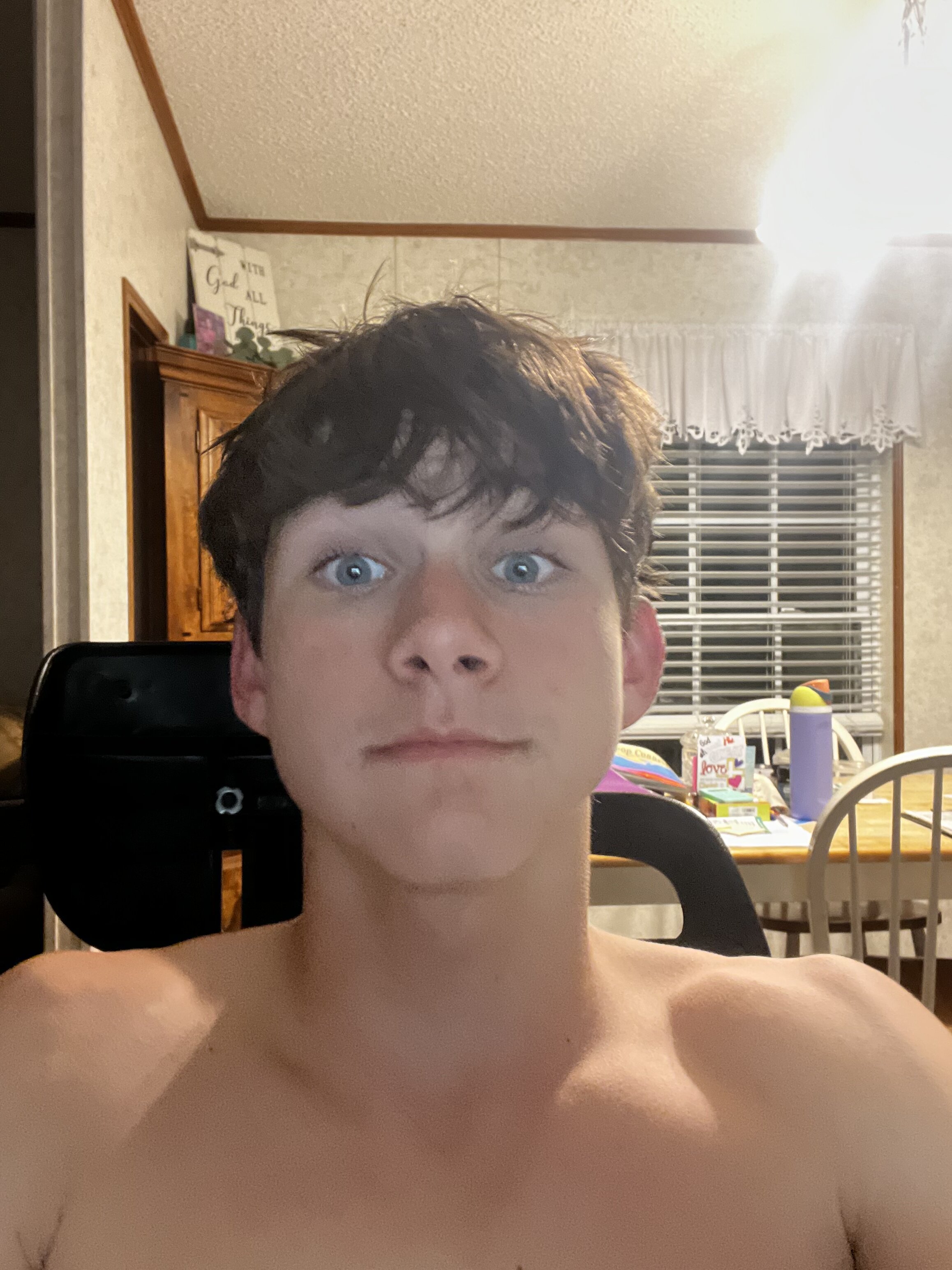 79696248797  F16D4A6E 8217 4C1B 83F3 971B39115736