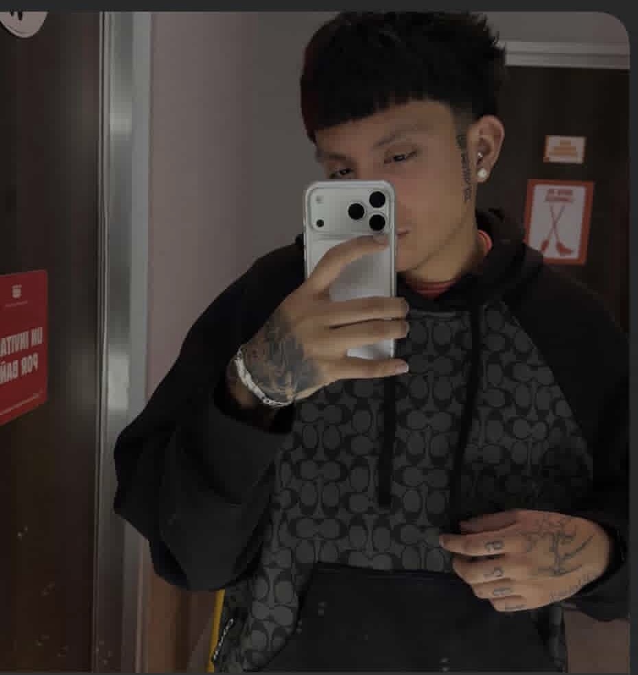 C068AA0D F567 4AD8 B1E0 BDD6BE8D0C42