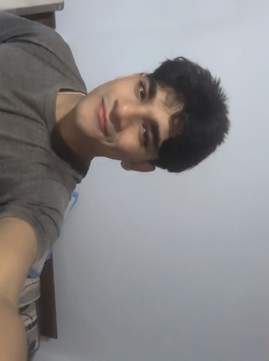 1000260826