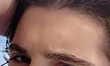 8712