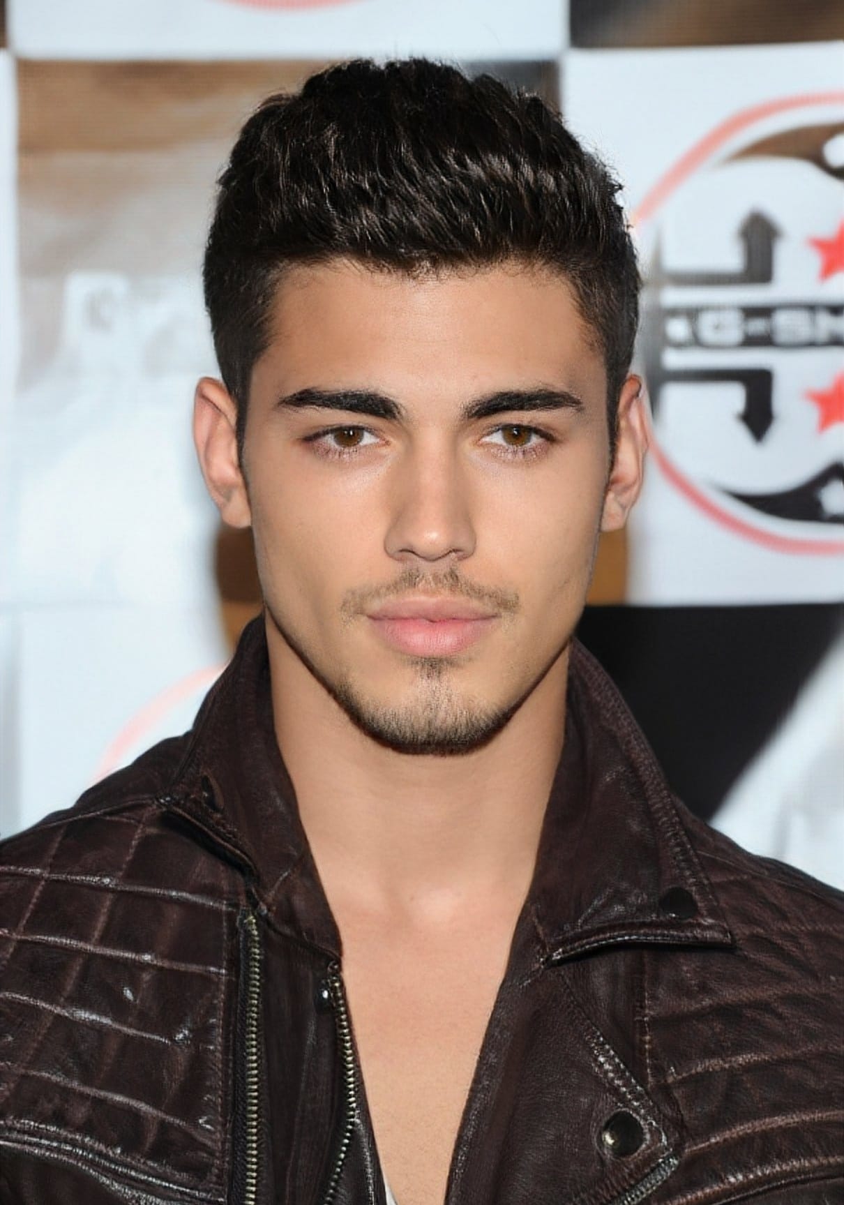 4630503 2516159 FaceApp 1629832011995