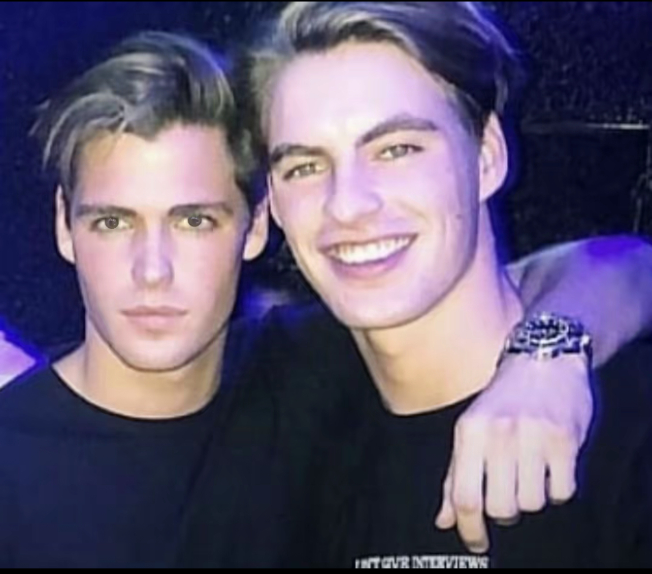 9CAD78FF 2F6B 4EF6 854C A437421F17A9