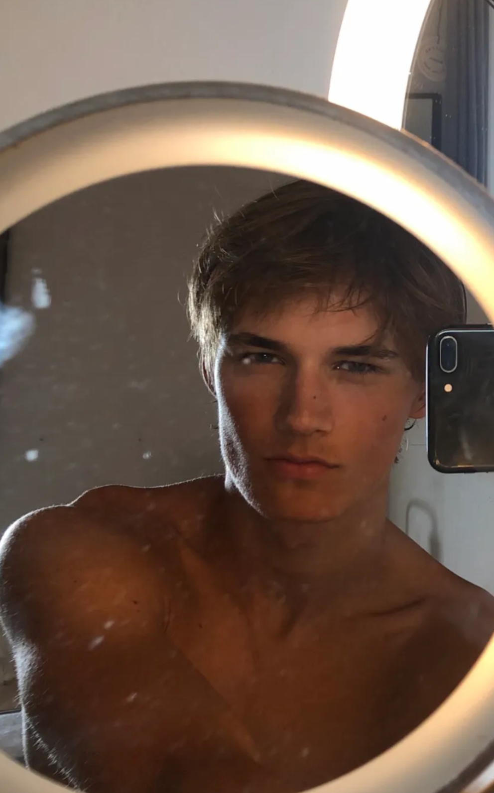 Screenshot 2026 04 18 004649