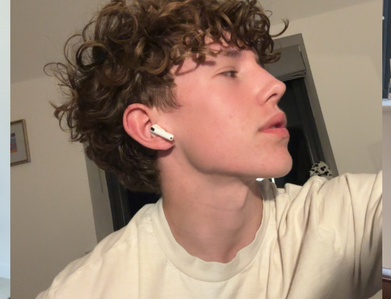 F04884F8 BCFF 4D9D 869C 4B751AEF15BD