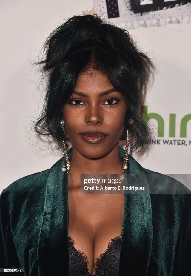 Madison beer vs diamond white singer actress v0 mgbjxw88w1wg1