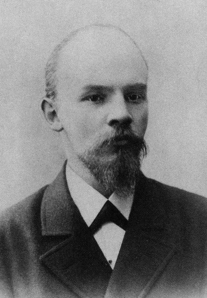 Lenin 1900 Photo by YMebius cropped