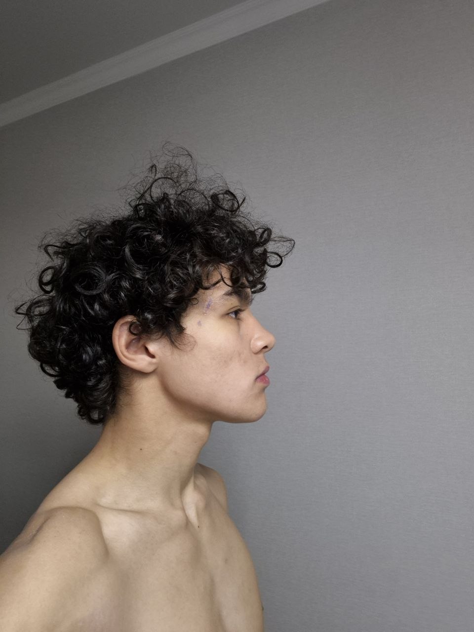 Photo 5427159463535253388 y