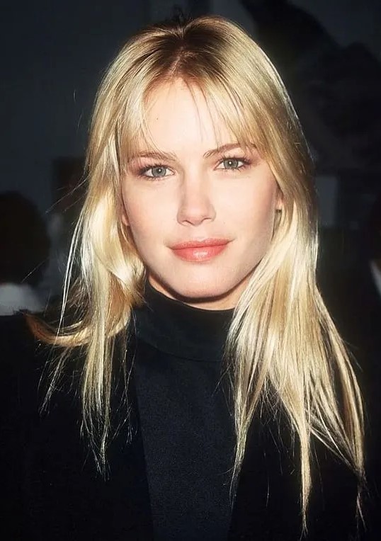 Classify the argentine model valeria mazza v0 w4tqk41305zd1