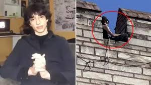 Türkiye'yi sarsan 'sur cinayeti' davasında kritik iddia Semih Çelik  tarafından katledilen Ayşenur Halil'in ailesi harekete geçti!  https://www.cumhuriyet.com.tr/turkiye/turkiye-yi-sarsan-sur-cinayeti-davasinda-kritik-iddia- semih-celik-tarafindan ...