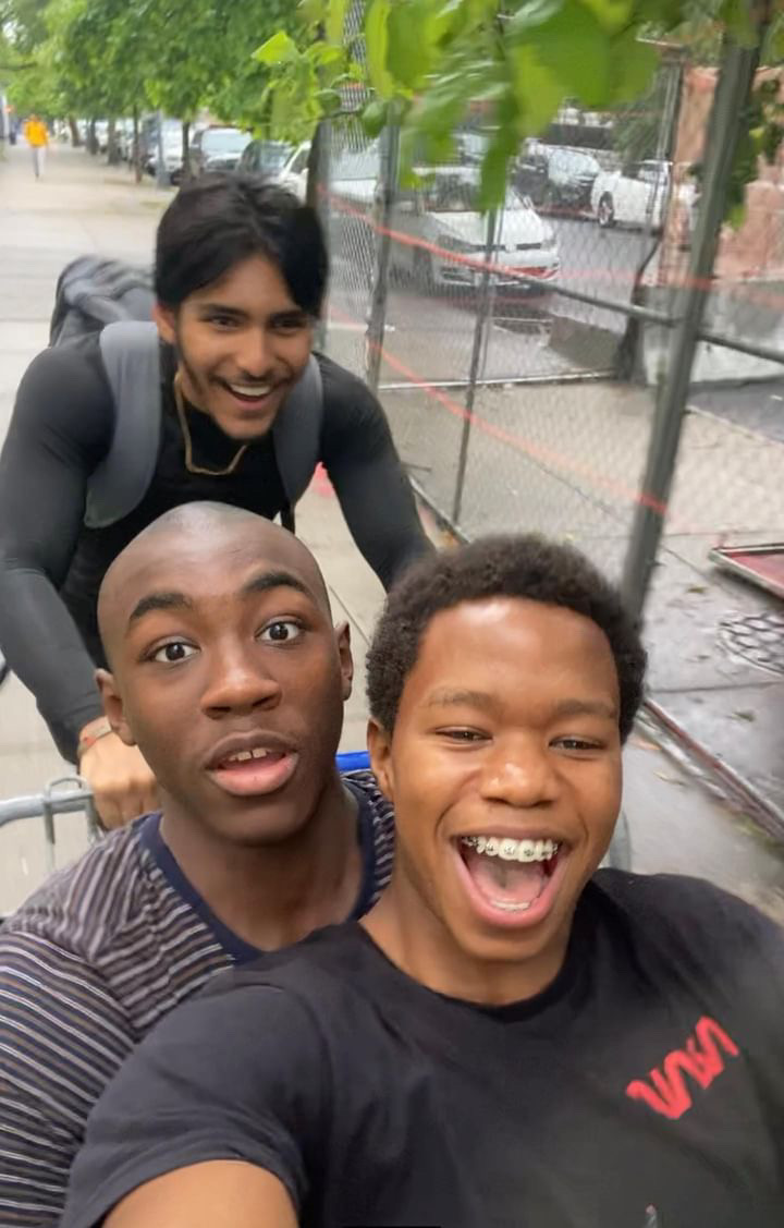 48A16801 A059 4712 9F87 3BE1DACC4574