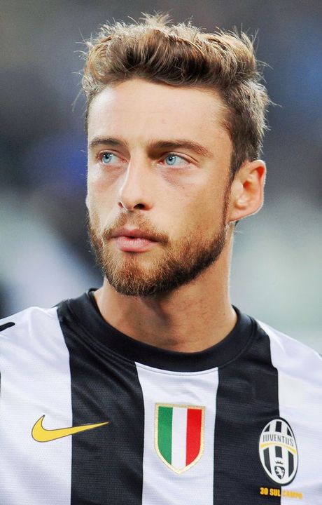 How attractive is italian footballer claudio marchisio v0 qvxjk9uex3s81