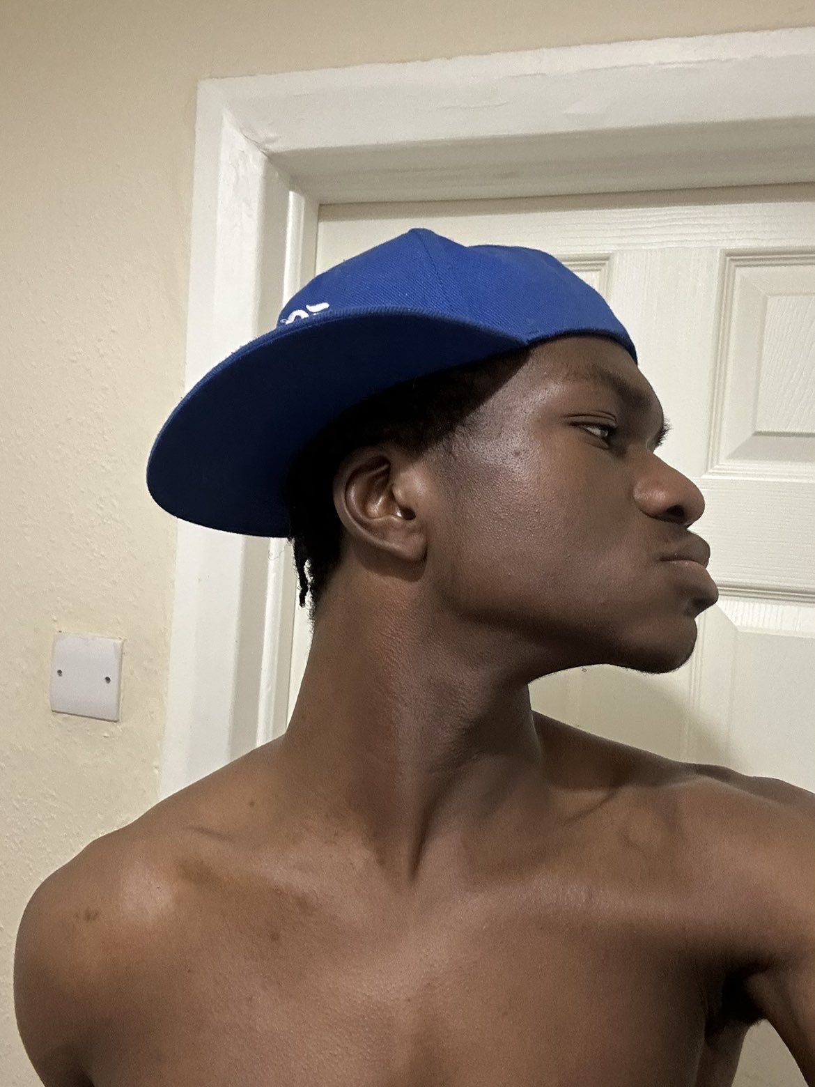 Speedys side profile 2