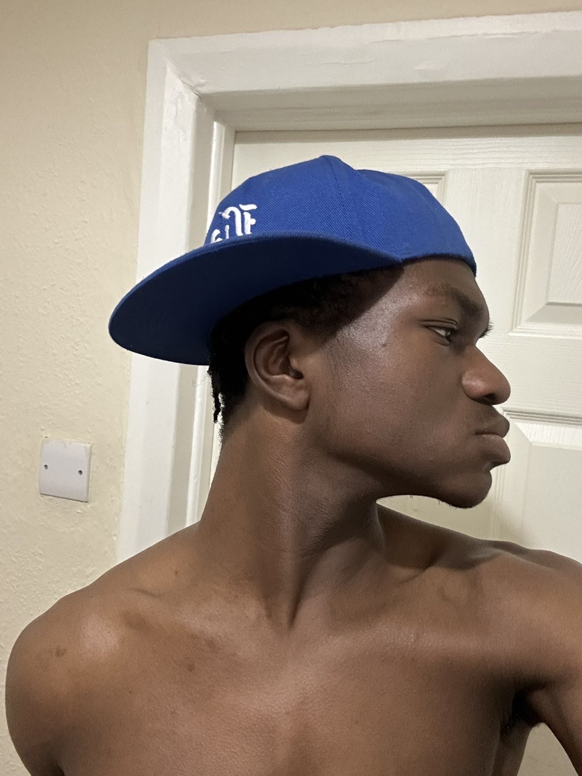 Speedys side profile 1