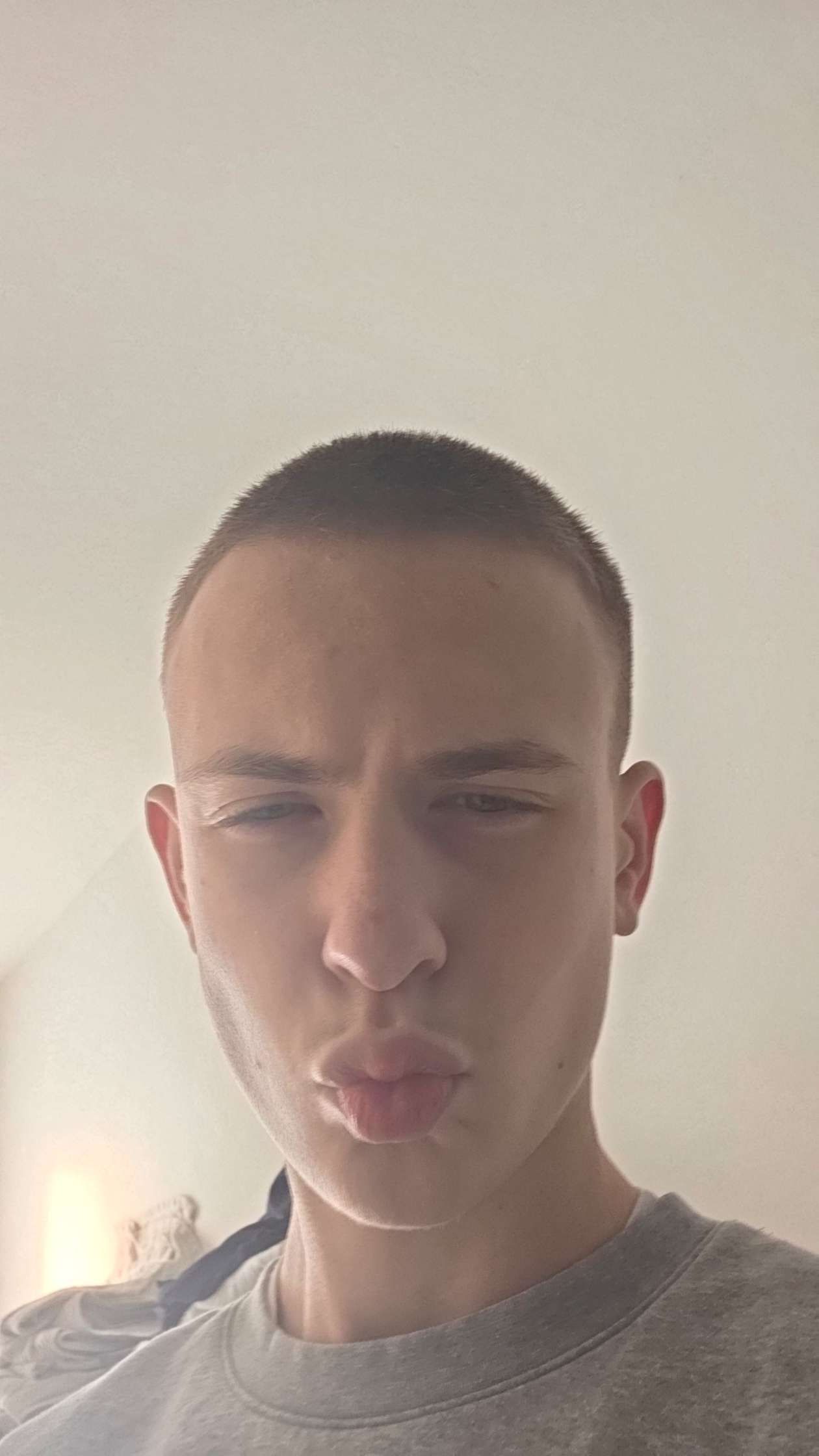 1000042504