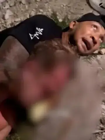 street-justice-tourist-brutally-choked-1070678985.webp