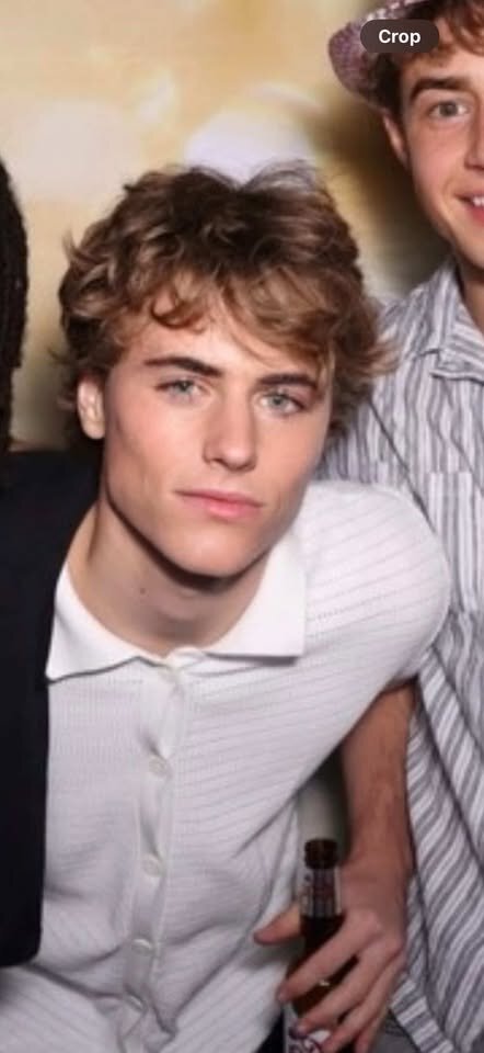 664347483 1990336054889789 2950812460284159657 n