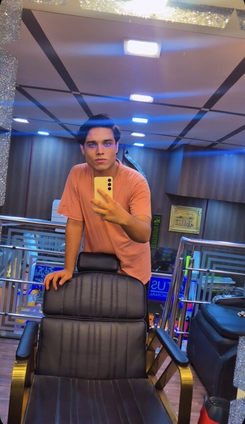 Screenshot_20260428_004614_Instagram.jpg
