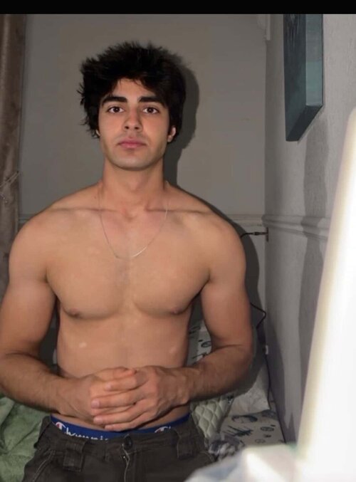 F7B143DA 0B2A 4918 ADBC 66FC303DCDE2