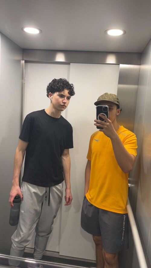 Snapchat-1503997567 (1) (2).jpg