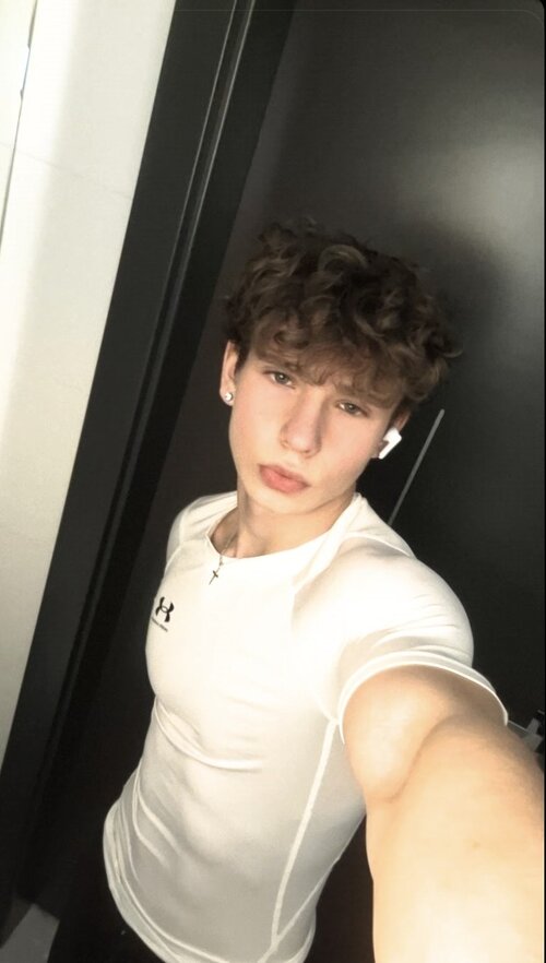 Screenshot_20260321_184254_TikTok.jpg