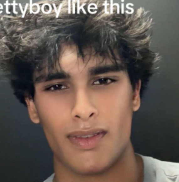 1777736509104