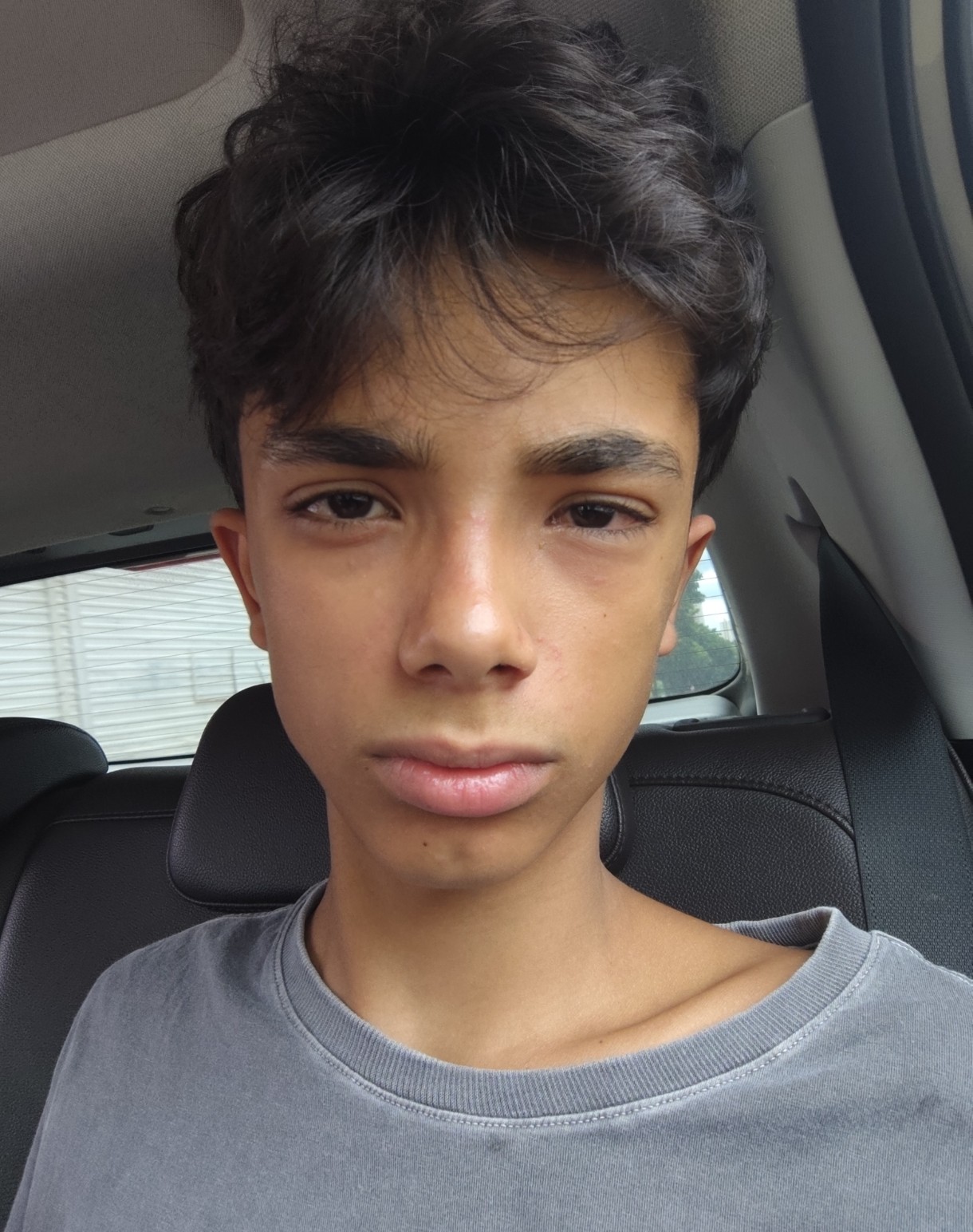 1000037718