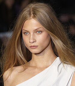 Anna Selezneva Diesel Black Gold Fall Winter 2010 cropped