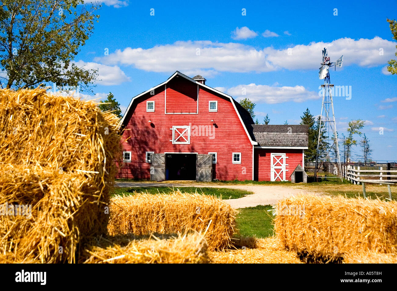 Traditional american farm yard A05T8H